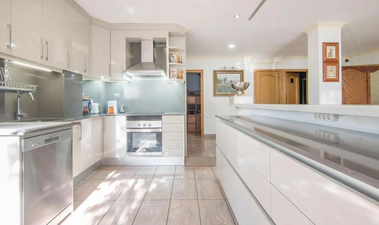 Tarracohomes, Villa Cala Crancs Con Piscina Privada Y Mesa De Billar Salou