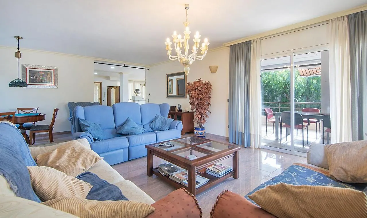 Tarracohomes, Villa Cala Crancs Con Piscina Privada Y Mesa De Billar Salou