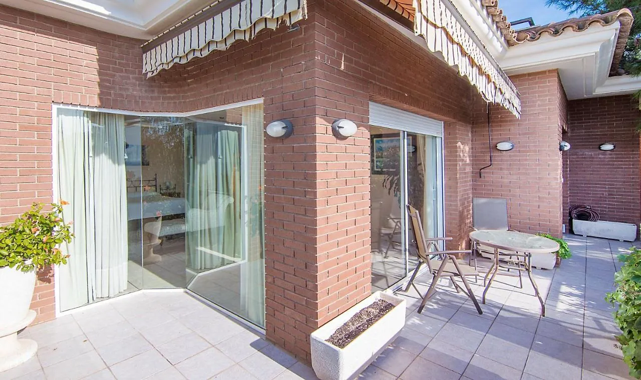 Tarracohomes, Villa Cala Crancs Con Piscina Privada Y Mesa De Billar Салоу