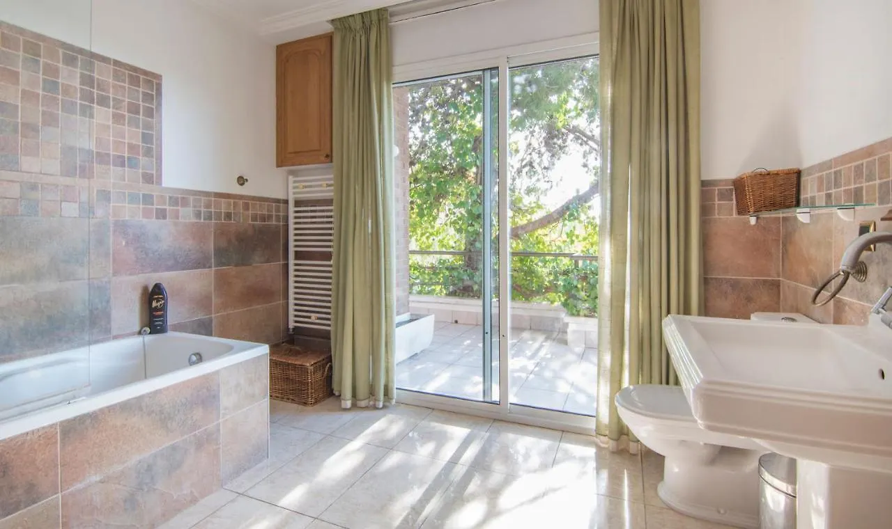 Tarracohomes, Villa Cala Crancs Con Piscina Privada Y Mesa De Billar Салоу